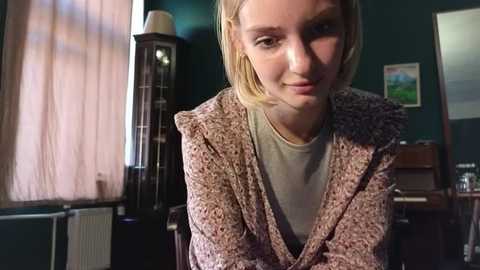 elly_shine_ @ stripchat on 20250802