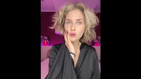 Media: kellykeler Stripchat 2025-08-02 08:12:00