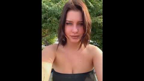 Media: kikiwatson Stripchat 2025-08-02 05:27:00