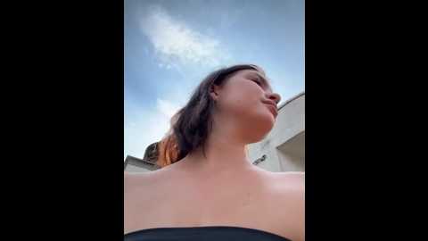 Media: kikiwatson Stripchat 2025-08-02 06:26:00