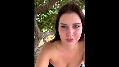 Media: kikiwatson Stripchat 2025-08-02 08:10:00