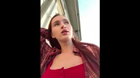 Media: snappyhappy Stripchat 2025-08-02 17:00:00