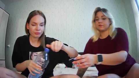 divinetrio @ stripchat on 20250803