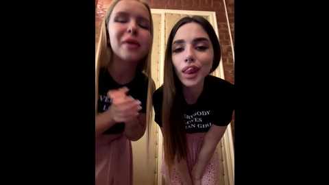 liza_risky @ stripchat on 20250803