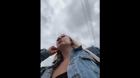 newlale @ stripchat on 20250803