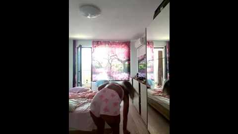 sophievj @ stripchat on 20250803