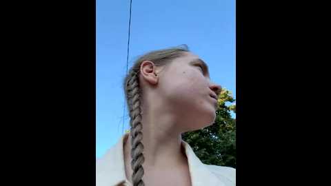 Media: bambi_lu Stripchat 2025-08-04 03:30:00