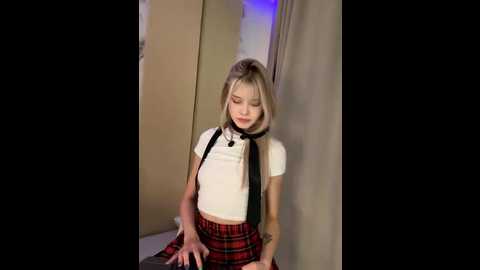 bellasecrett @ stripchat on 20250804