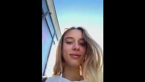 Media: enjoy_my_beauty Stripchat 2025-08-05 06:44:00