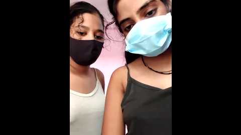 Media: hot_komall Stripchat 2025-08-05 07:51:00