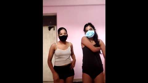 Media: hot_komall Stripchat 2025-08-06 03:48:00