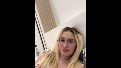 mollyxxx @ stripchat on 20250806