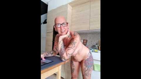 emma_milf25 @ stripchat on 20250807