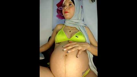 hanaa_18 @ stripchat on 20250808
