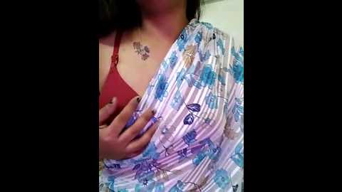 pratiksha_001 @ stripchat on 20250808