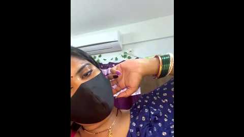 v_hot_sweet @ stripchat on 20250808