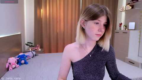 bella_amory @ stripchat on 20250809
