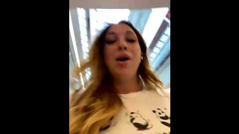 Media: sweet___emily Stripchat 2025-08-09 13:25:00