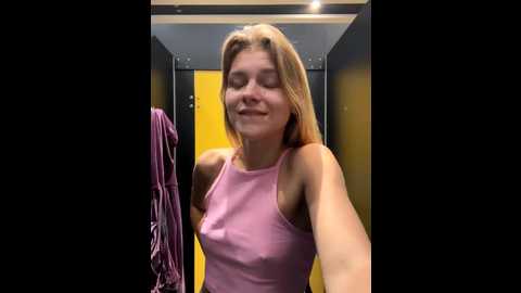 valenciashock @ stripchat on 20250809