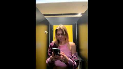 valenciashock @ stripchat on 20250809