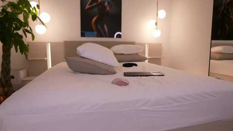doviaclaire @ stripchat on 20250810