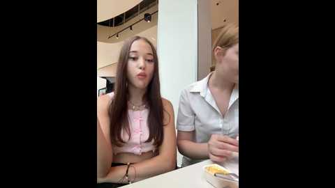 Media: juice_bunny Stripchat 2025-08-10 11:02:00