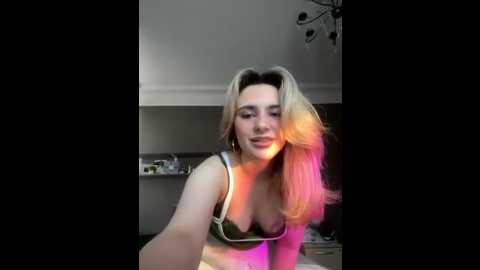 chloe_ravens @ stripchat on 20250811