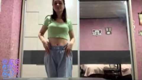 Media: liliya13 Stripchat 2025-08-11 17:43:00