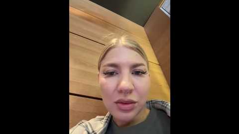 Media: newlale Stripchat 2025-08-11 03:18:00