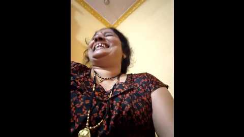 Media: rakhi99x Stripchat 2025-08-11 08:34:00
