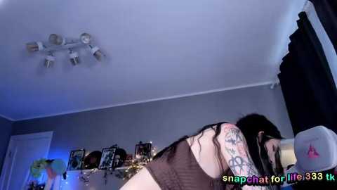 viv_player @ stripchat on 20250811
