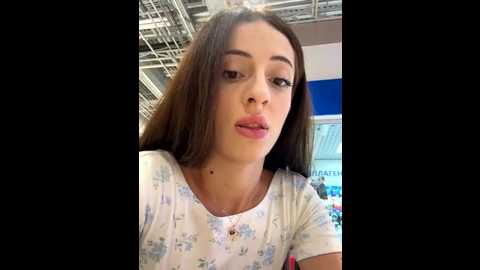 Media: yesmoree Stripchat 2025-08-11 09:45:00