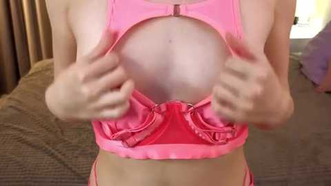 pinky_p1e @ stripchat on 20250812