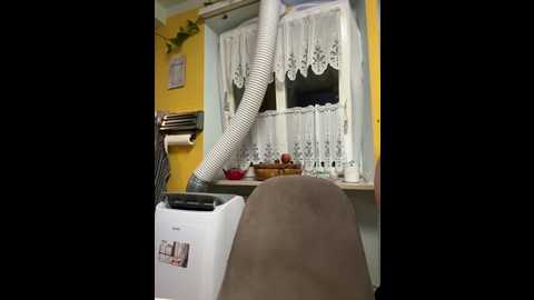 Media: sexymelli18 Stripchat 2025-08-12 19:26:00