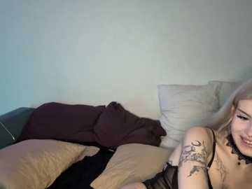 alice18james @ stripchat on 20250813
