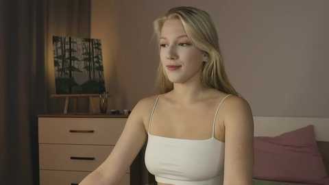 Media: alicelebel Stripchat 2025-08-13 15:24:00
