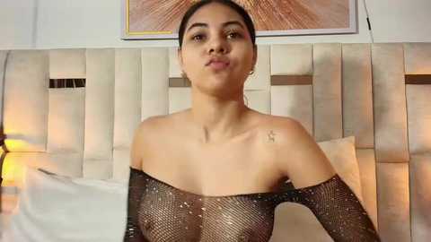Media: alinnarosee_ Stripchat 2025-08-13 11:21:00