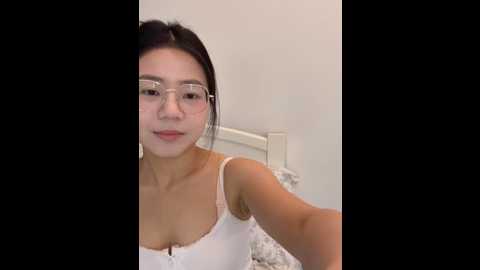 Media: ella_a9 Stripchat 2025-08-13 15:02:00