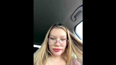 justmilaa @ stripchat on 20250813