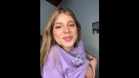 Media: _alice_1 Stripchat 2025-08-14 00:17:00