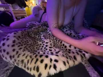 Media: babygirlis17 Stripchat 2025-08-14 05:34:00