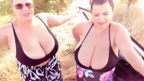Media: claraandterry Stripchat 2025-08-14 05:37:00