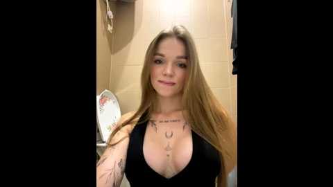 Media: porn_cornn Stripchat 2025-08-14 12:25:00