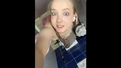 bambi_lu @ stripchat on 20250815