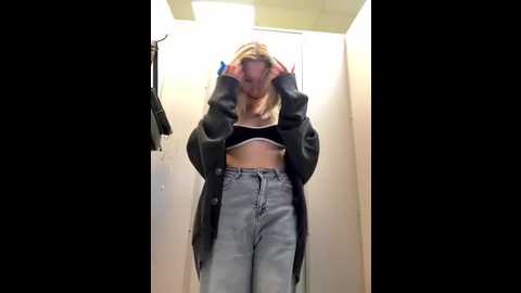 cum_girlss @ stripchat on 20250816