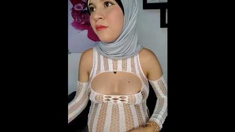 hanaa_18 @ stripchat on 20250816