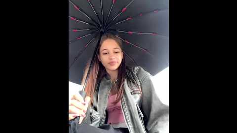 Media: juice_bunny Stripchat 2025-08-16 09:21:00