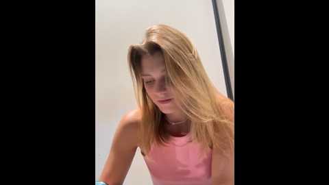 valenciashock @ stripchat on 20250816