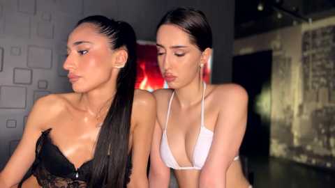 Media: alissadreams Stripchat 2025-08-17 21:12:00