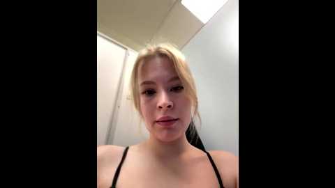 cum_girlss @ stripchat on 20250817